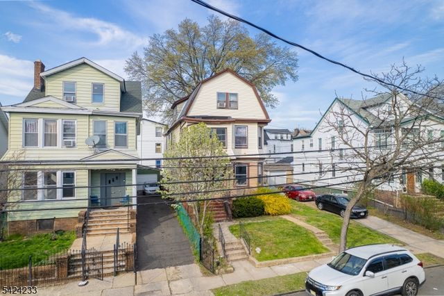 189 Scheerer Ave, Newark City, NJ 07112