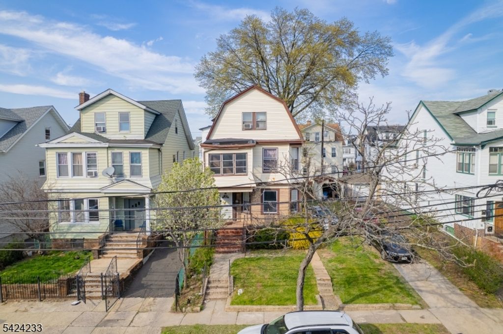 189 Scheerer Ave, Newark City, NJ 07112