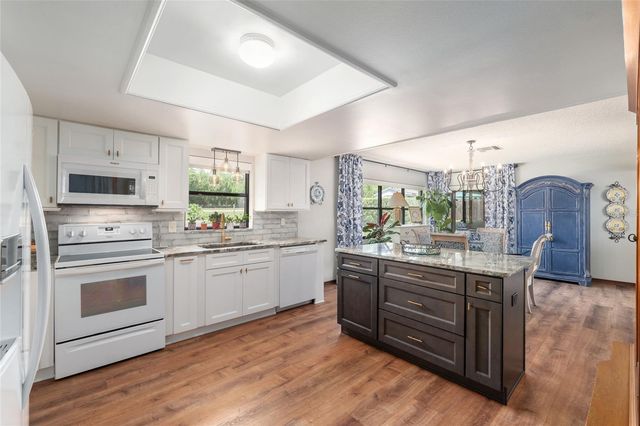 38845 ELLA DRIVE, Lady Lake, FL 32159