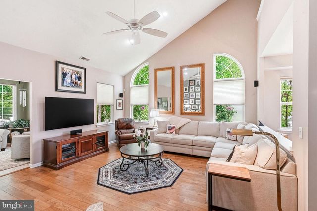 42 HUXLEY CIR, Marlton, NJ 08053