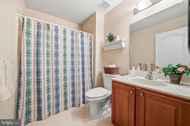 42 HUXLEY CIR, Marlton, NJ 08053