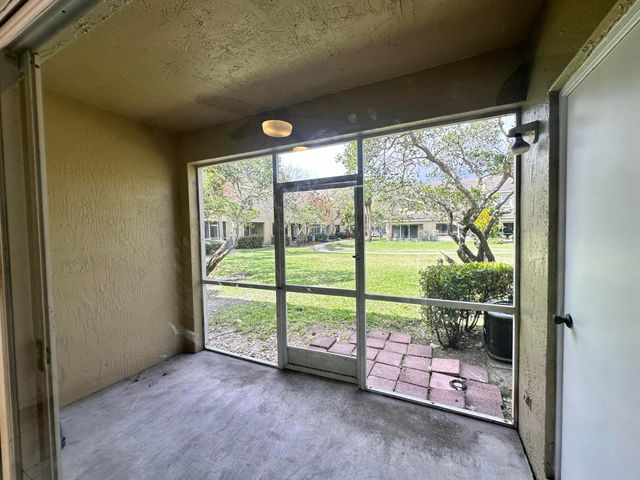 420 SW 122nd Avenue 420, Pembroke Pines, FL 33025