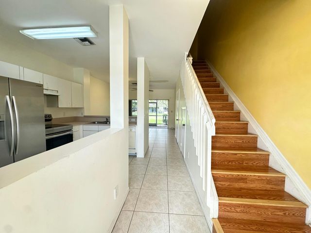 420 SW 122nd Avenue 420, Pembroke Pines, FL 33025