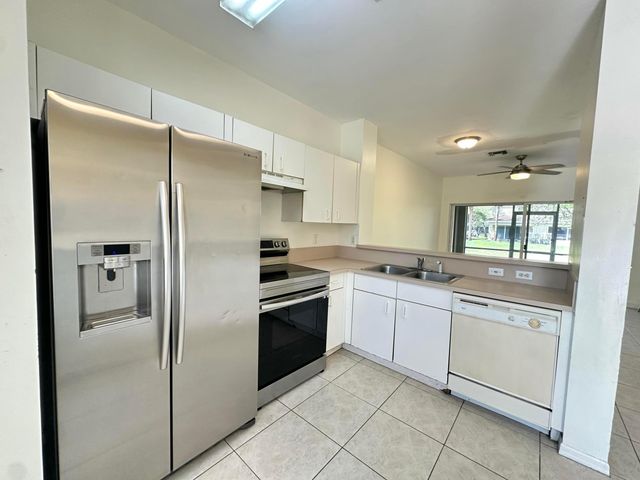 420 SW 122nd Avenue 420, Pembroke Pines, FL 33025