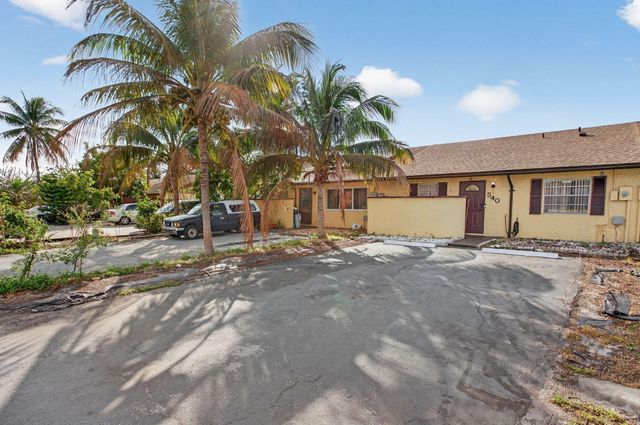 540 NW 43rd Street, Deerfield Beach, FL 33064