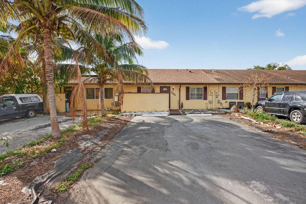 540 NW 43rd Street, Deerfield Beach, FL 33064