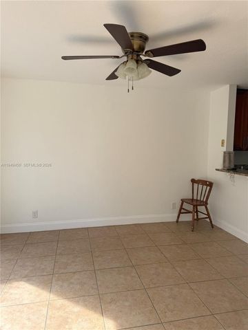 3516 Gardens East Dr A, Palm Beach Gardens, FL 33410