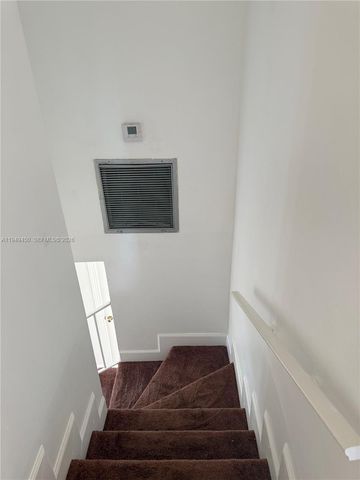 3516 Gardens East Dr A, Palm Beach Gardens, FL 33410