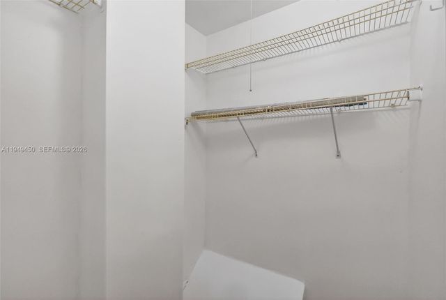 3516 Gardens East Dr A, Palm Beach Gardens, FL 33410