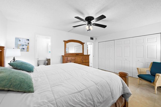 1111 CAMBRIDGE E, Deerfield Beach, FL 33442
