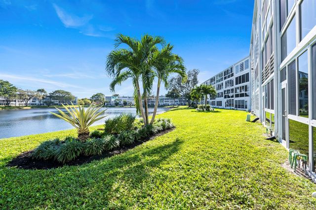 1111 CAMBRIDGE E, Deerfield Beach, FL 33442