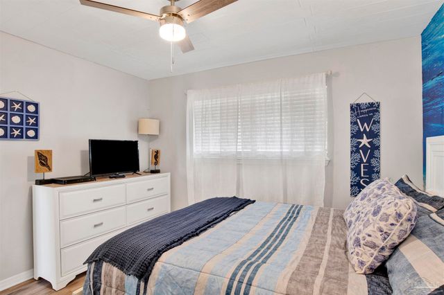 930 W Beach Blvd 106, Gulf Shores, AL 36542