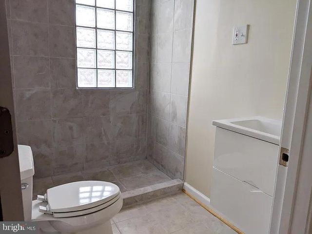 742 COLUMBIA RD NW, Washington, DC 20001