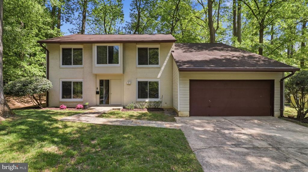 Image 1 of property listing at 3 DON MILLS CT, Rockville, MD 20850