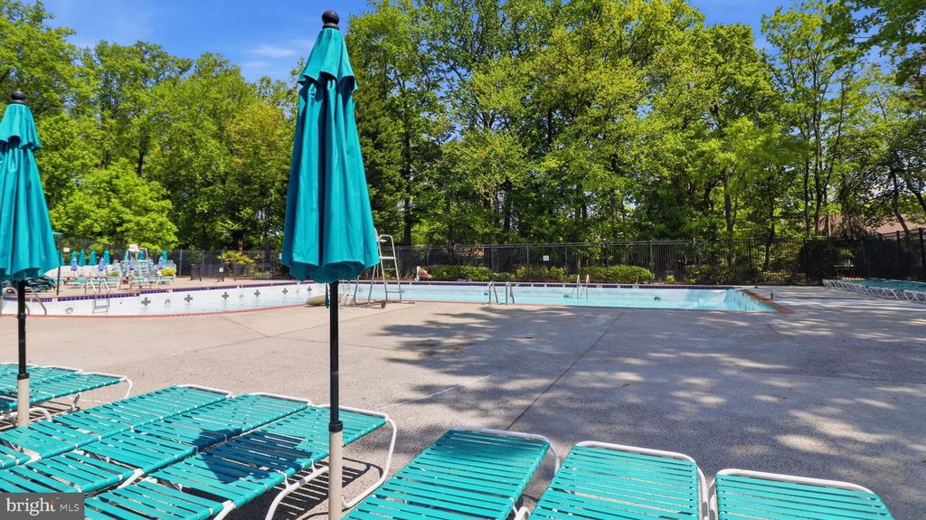 Image 53 of property listing at 3 DON MILLS CT, Rockville, MD 20850