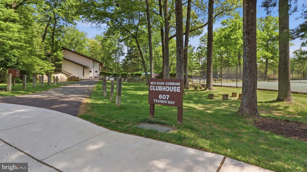 Image 55 of property listing at 3 DON MILLS CT, Rockville, MD 20850