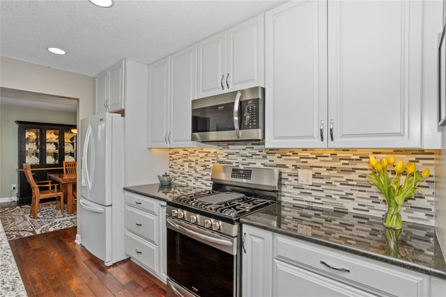 4643 Elm Street, West Des Moines, IA 50265