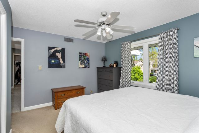 4643 Elm Street, West Des Moines, IA 50265