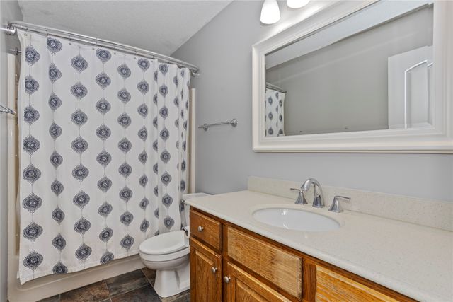 4643 Elm Street, West Des Moines, IA 50265