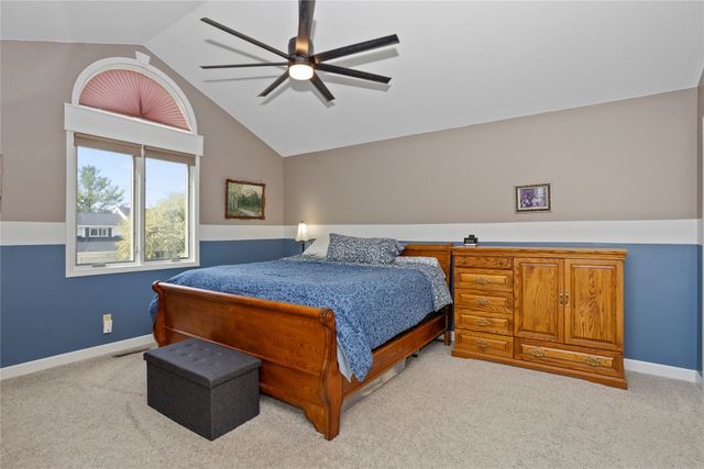 4643 Elm Street, West Des Moines, IA 50265