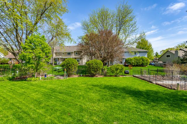 4643 Elm Street, West Des Moines, IA 50265