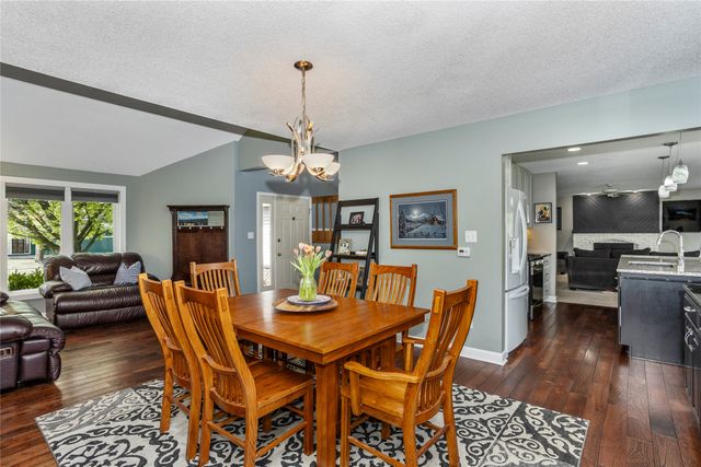 4643 Elm Street, West Des Moines, IA 50265