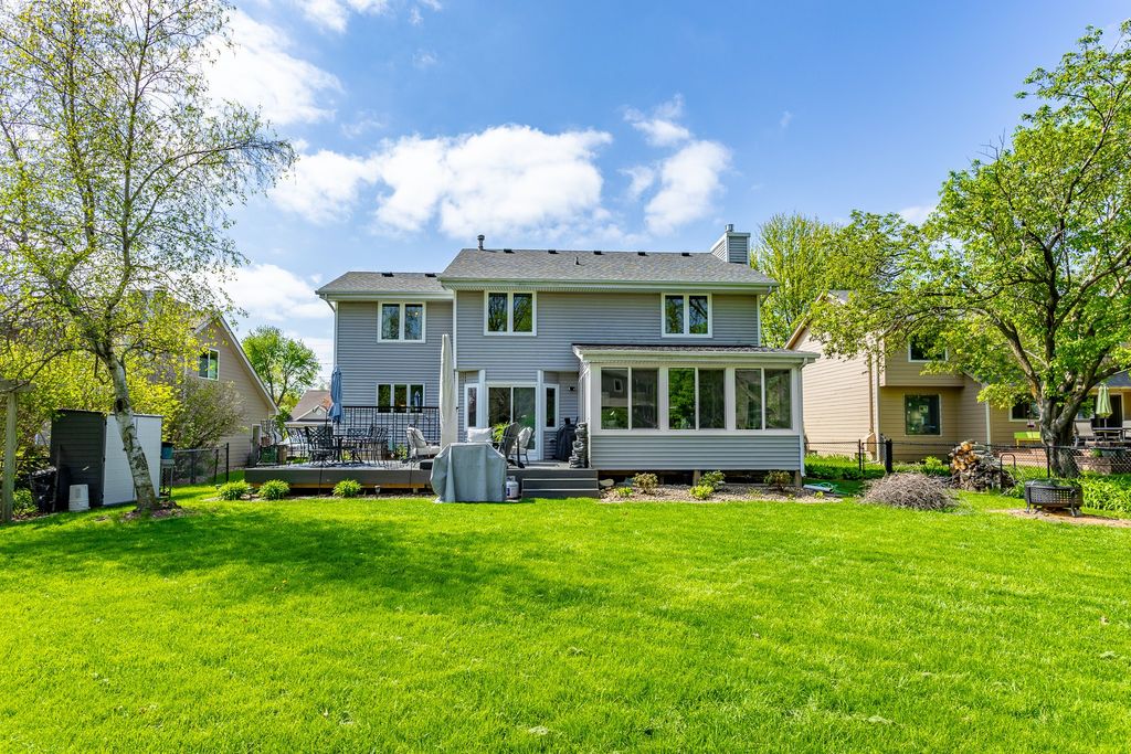 4643 Elm Street, West Des Moines, IA 50265