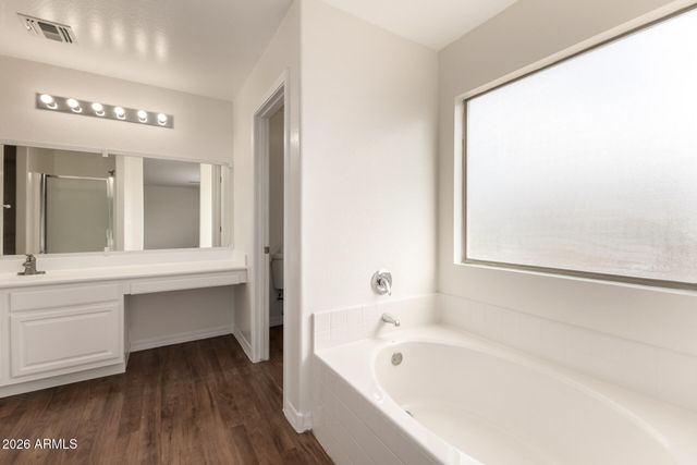 11467 W AUSTIN THOMAS Drive, Surprise, AZ 85378