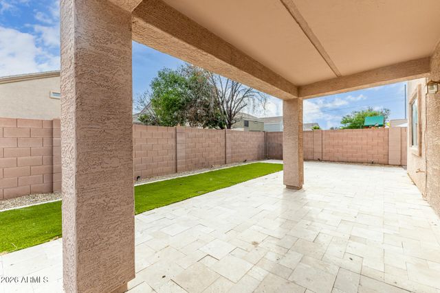 11467 W AUSTIN THOMAS Drive, Surprise, AZ 85378