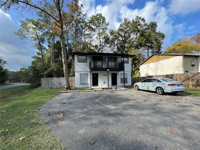 1826 SW 69TH TERRACE A & B, Gainesville, FL 32607