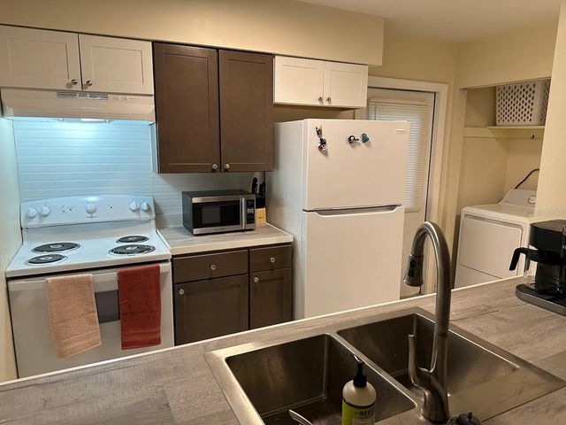 1826 SW 69TH TERRACE A & B, Gainesville, FL 32607