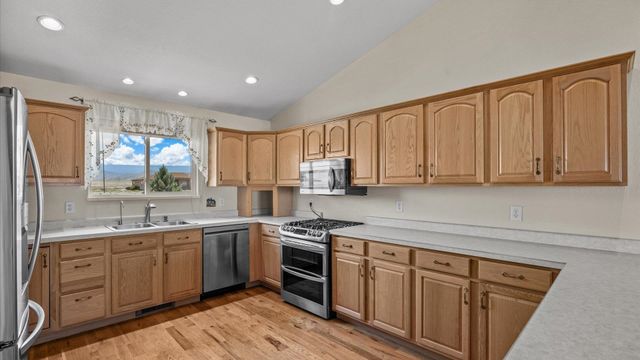 475 Los Broncos Road, Whitewater, CO 81527