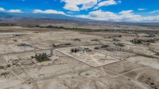 475 Los Broncos Road, Whitewater, CO 81527