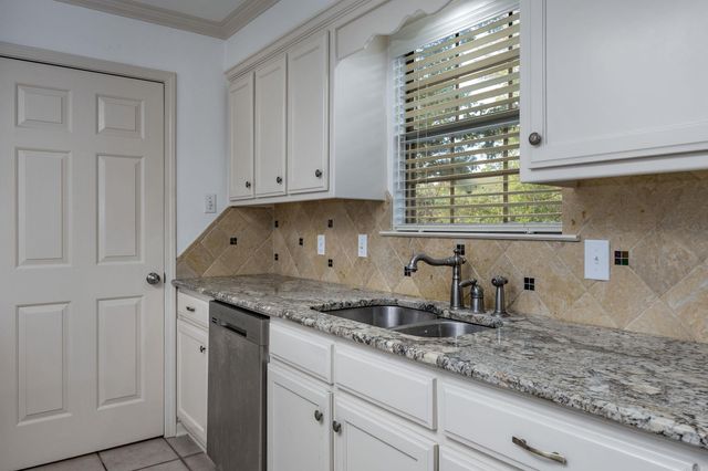 13515 Longtree Drive, Little Rock, AR 72223