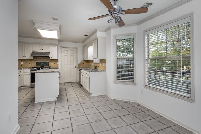 13515 Longtree Drive, Little Rock, AR 72223