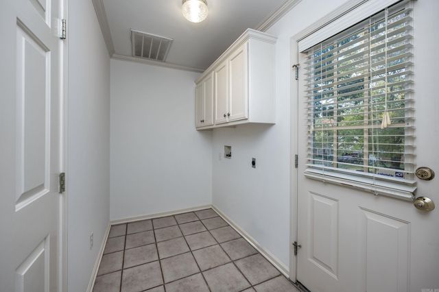 13515 Longtree Drive, Little Rock, AR 72223