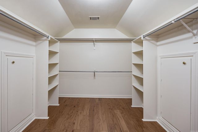 13515 Longtree Drive, Little Rock, AR 72223