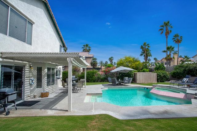 78665 Bradford Circle, La Quinta, CA 92253