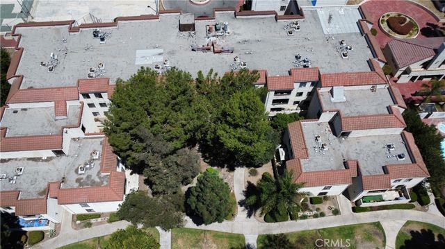 600 W Third St B211, Santa Ana, CA 92701