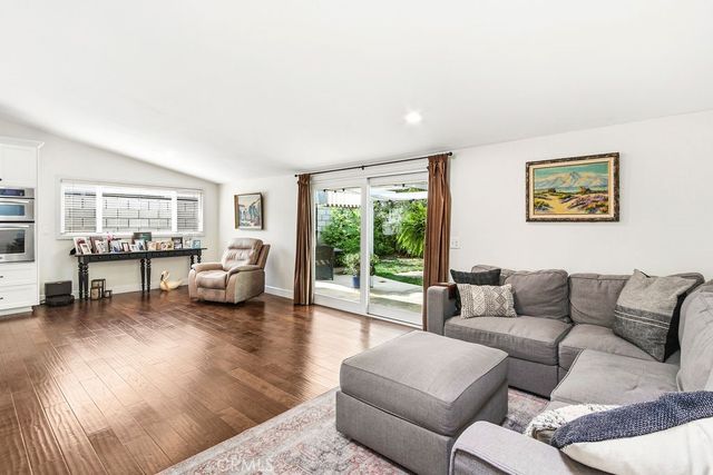 412 Princeton Drive, Costa Mesa, CA 92626