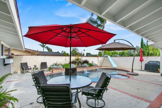 412 Princeton Drive, Costa Mesa, CA 92626