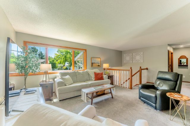 14250 55th Street N, Stillwater, MN 55082