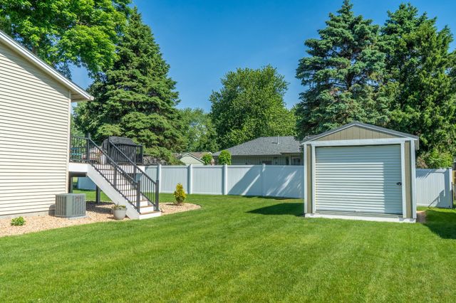 14250 55th Street N, Stillwater, MN 55082