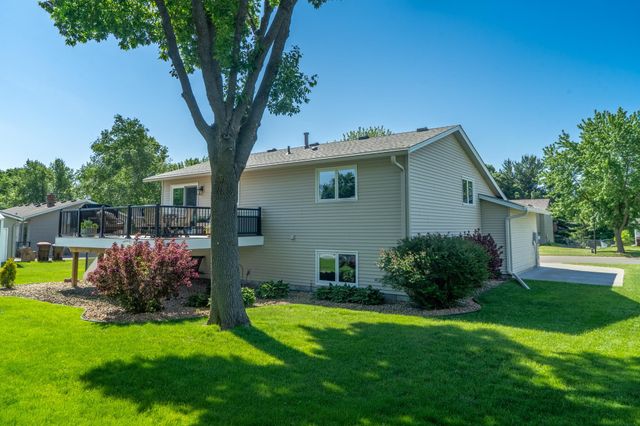 14250 55th Street N, Stillwater, MN 55082