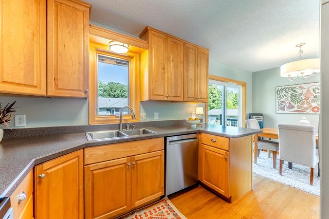 14250 55th Street N, Stillwater, MN 55082