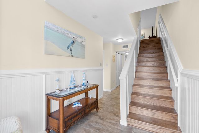 1000 11th Ave N Apt 132, North Myrtle Beach, SC 29582