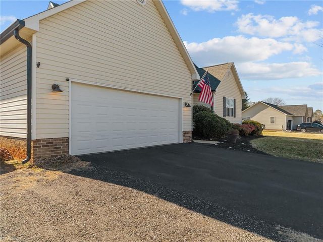 245 Castle Keep Road, Salisbury, NC 28146