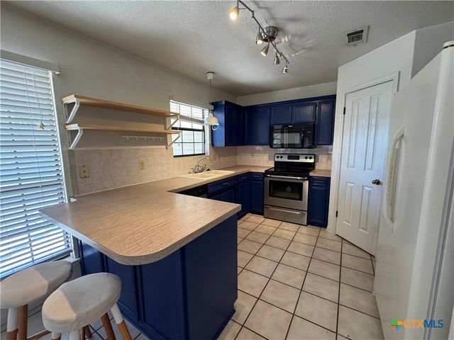 1002 Windy Hill Road, Harker Heights, TX 76548