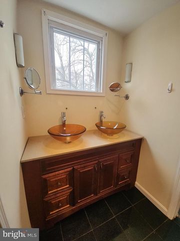 2804 CHRISTOPHER AVE, Baltimore, MD 21214