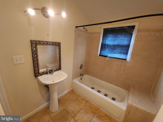 2804 CHRISTOPHER AVE, Baltimore, MD 21214